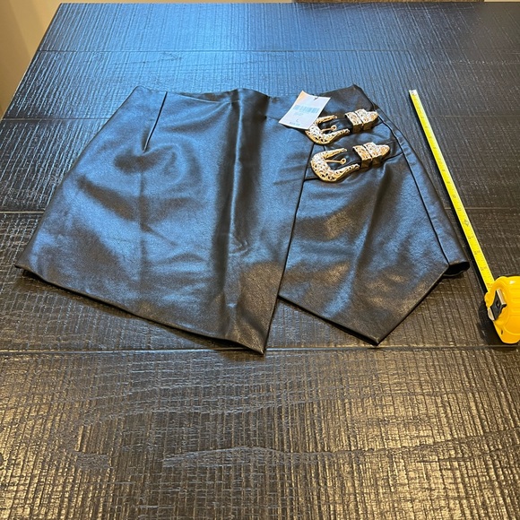 🔔 Forever 21 mini skirt - Picture 9 of 10